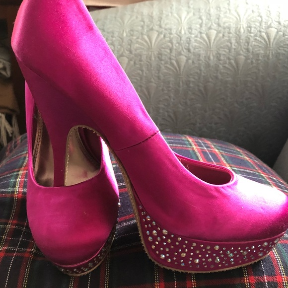 steve madden hot pink heels